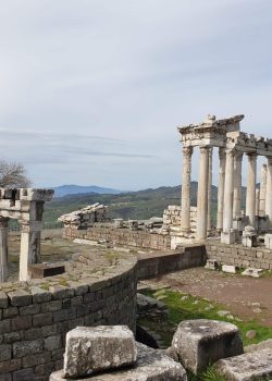 PÈLERINAGE BIBLIQUE-&-SPIRITUEL-EN-TURQUIE-PERGAME