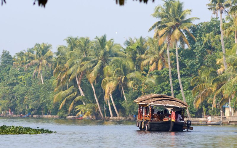 Kerala,,Alleppey,,India,-,January,04,,2017.,Unidentified,Tourist,Boat