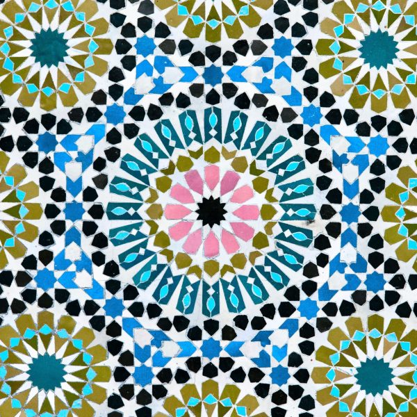 A,Detailed,Islamic,Geometric,Mosaic,Featuring,Vibrant,Colors,And,Symmetrical