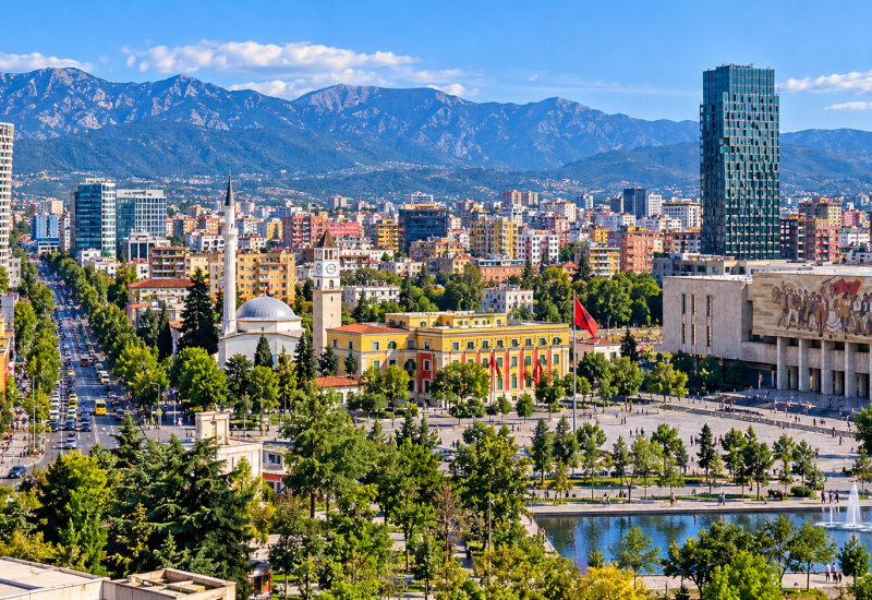 TIRANA IA