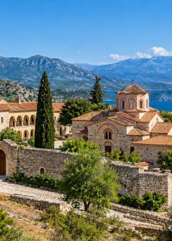 monatere Saranda ia