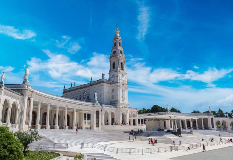 The,Sanctuary,Of,Fatima,In,A,Beautiful,Summer,Day,,Portugal