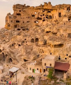 village-cavusin-cappadoce