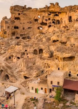 village-cavusin-cappadoce